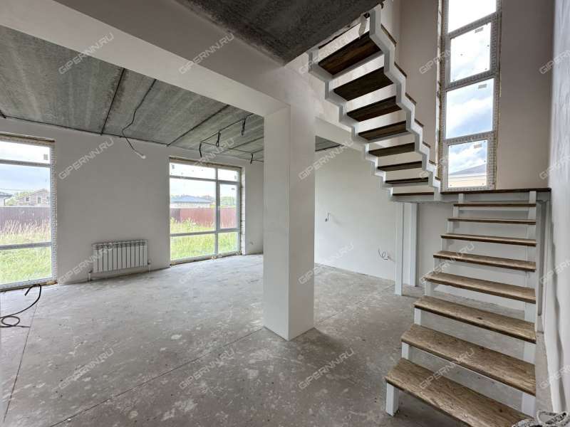 дом на Еловая ул. город Кстово