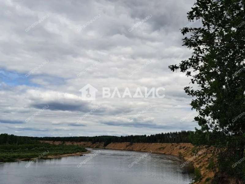 дом на улице Добролюбова сельский посёлок Красный Яр