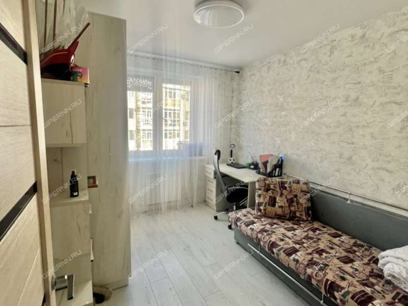 трёхкомнатная квартира в 6-м микрорайоне дом 36 город Кстово