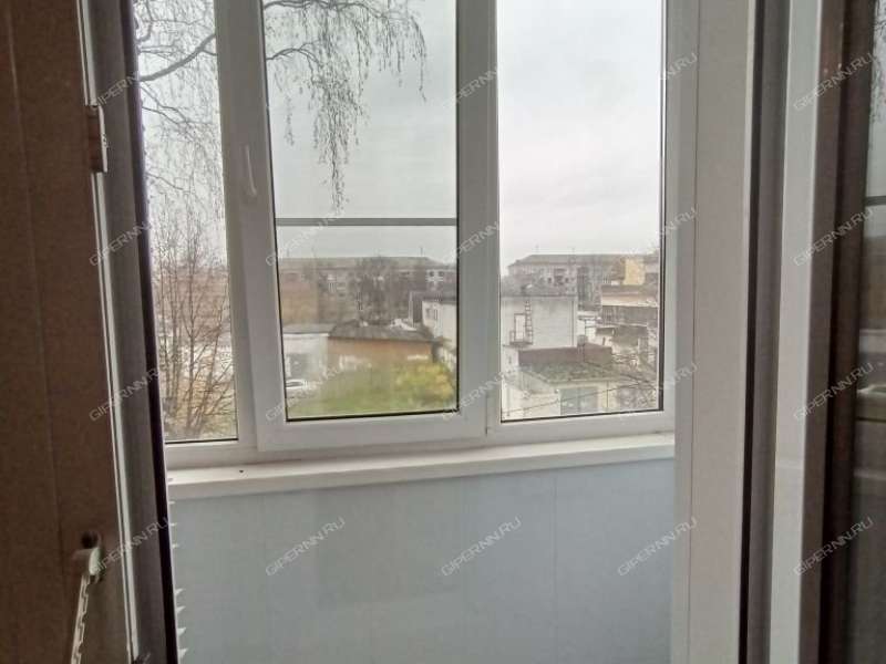 однокомнатная квартира на улице Героя Советского Союза Поющева дом 9