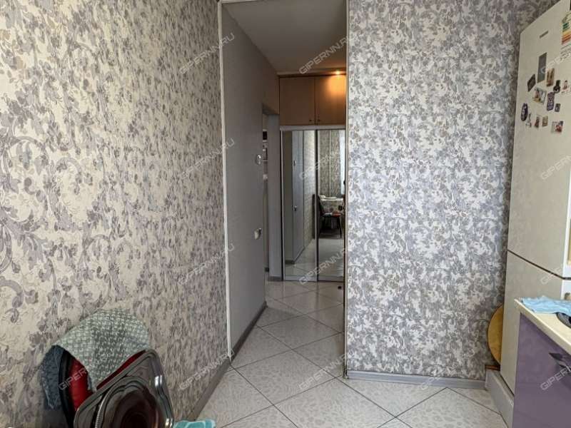 трёхкомнатная квартира на улице Адмирала Макарова дом 3