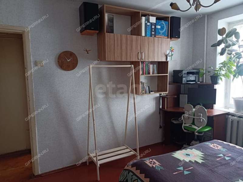 трёхкомнатная квартира на проспекте Гагарина дом 182