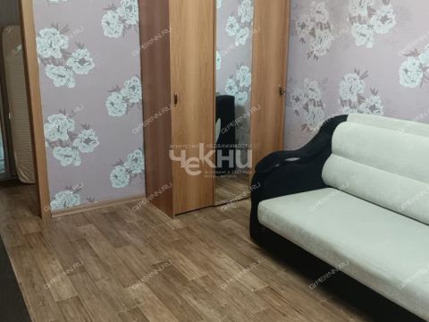 3-komnatnaya-ul-geroya-shnitnikova-d-8 фото