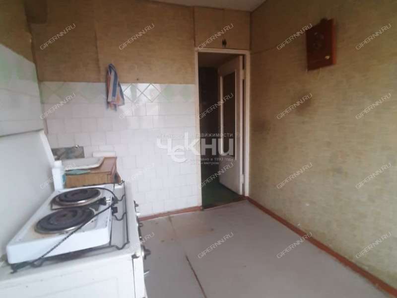 трёхкомнатная квартира на улице Маршала Рокоссовского дом 17