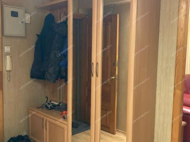 трёхкомнатная квартира на Союзном проспекте дом 18