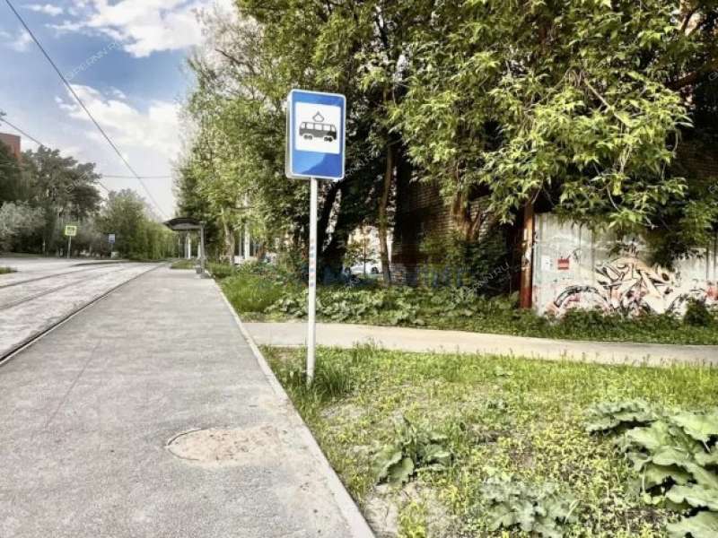 гараж на Манежной улице