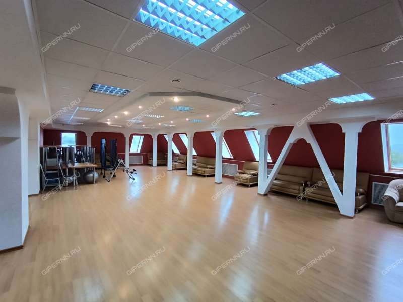 помещение под помещение свободного назначения, недвижимость для спорта, фитнеса на Салганской улице