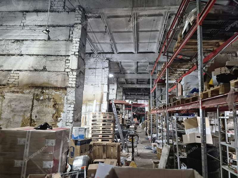 помещение под склад на Деловой улице