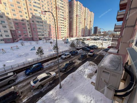 3-komnatnaya-ul-rodionova-d-39 фото