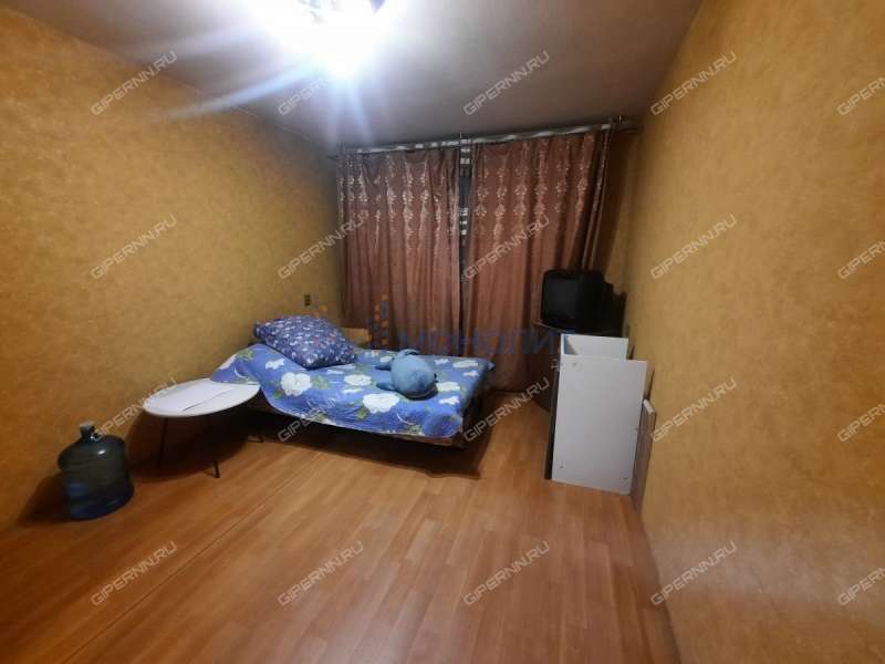 трёхкомнатная квартира на Светлоярской улице дом 40