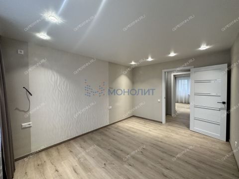 3-komnatnaya-ul-perehodnikova-d-31 фото