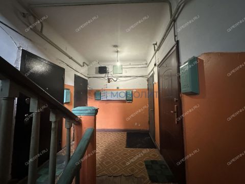 2-komnatnaya-ul-svirskaya-d-19 фото