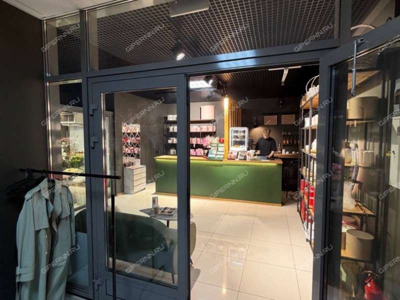 помещение под торговую площадь на улице Максима Горького