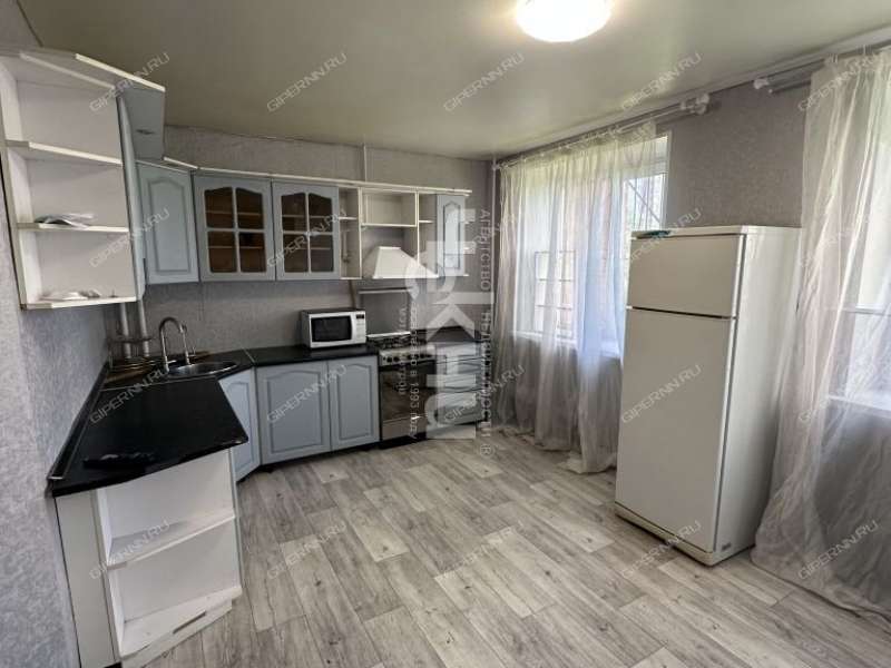 двухкомнатная квартира на улице Родионова дом 184