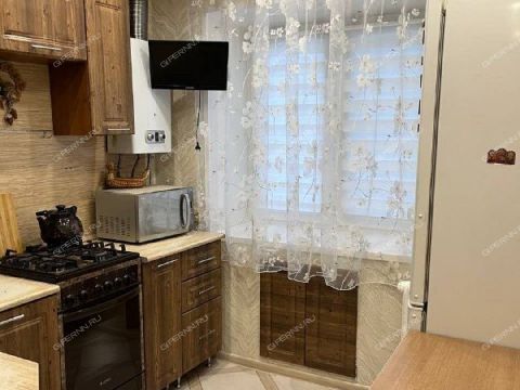 1-komnatnaya-ul-geroya-yuriya-smirnova-d-25 фото