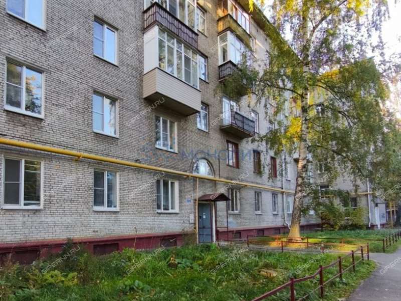 трёхкомнатная квартира в переулке Райниса дом 12