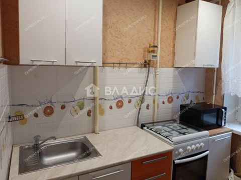 1-komnatnaya-ul-raduzhnaya-d-14 фото