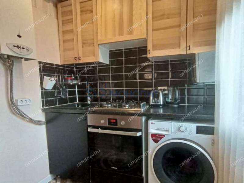 двухкомнатная квартира на улице Лескова дом 19А