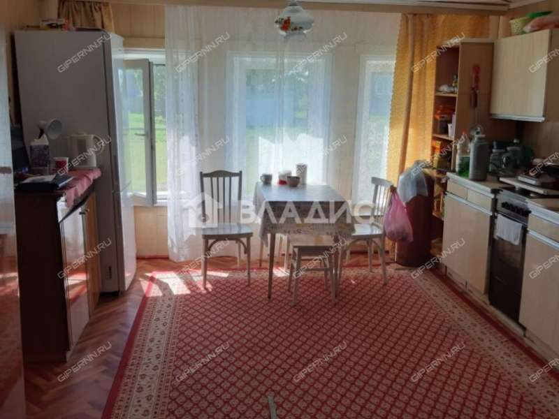 дом на Зеленой улице село Венец