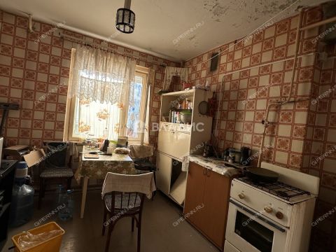 1-komnatnaya-ul-admirala-makarova-d-7 фото