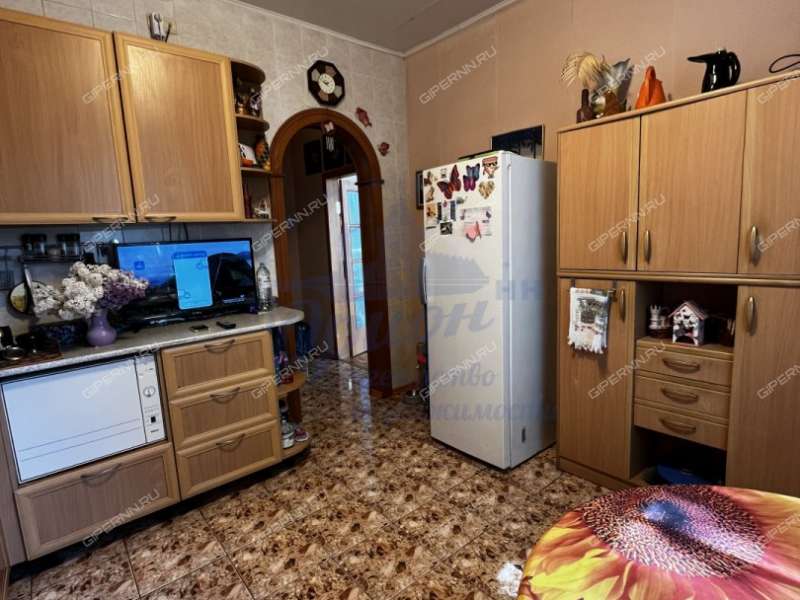 трёхкомнатная квартира на Сормовском шоссе дом 2