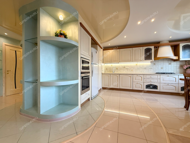 трёхкомнатная квартира на Деловой улице дом 22 к2